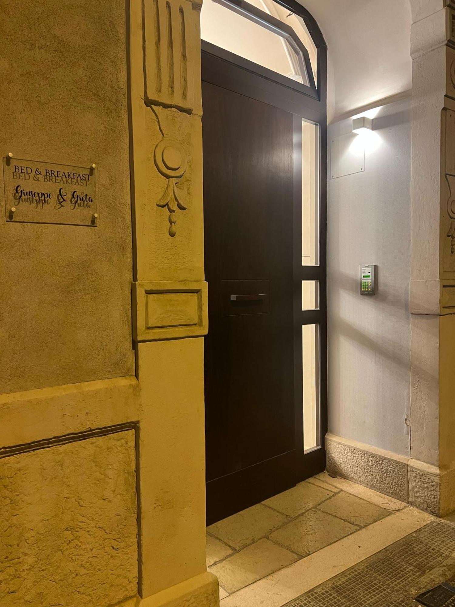 Giuseppe & Greta Bed and Breakfast Bari Buitenkant foto